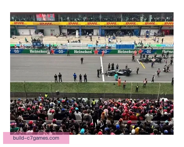 F1赛季风云再起各队争冠格局生变新星崛起引爆围场热议话题持续升温