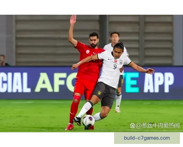 中国足球队备战世界杯预选赛 聚焦年轻球员表现与战术调整