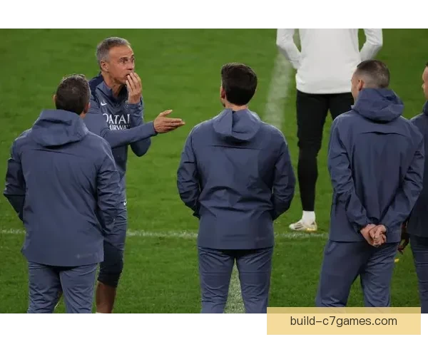 欧冠小组赛激战正酣 巴黎圣日耳曼险胜曼联 利物浦大逆转皇马